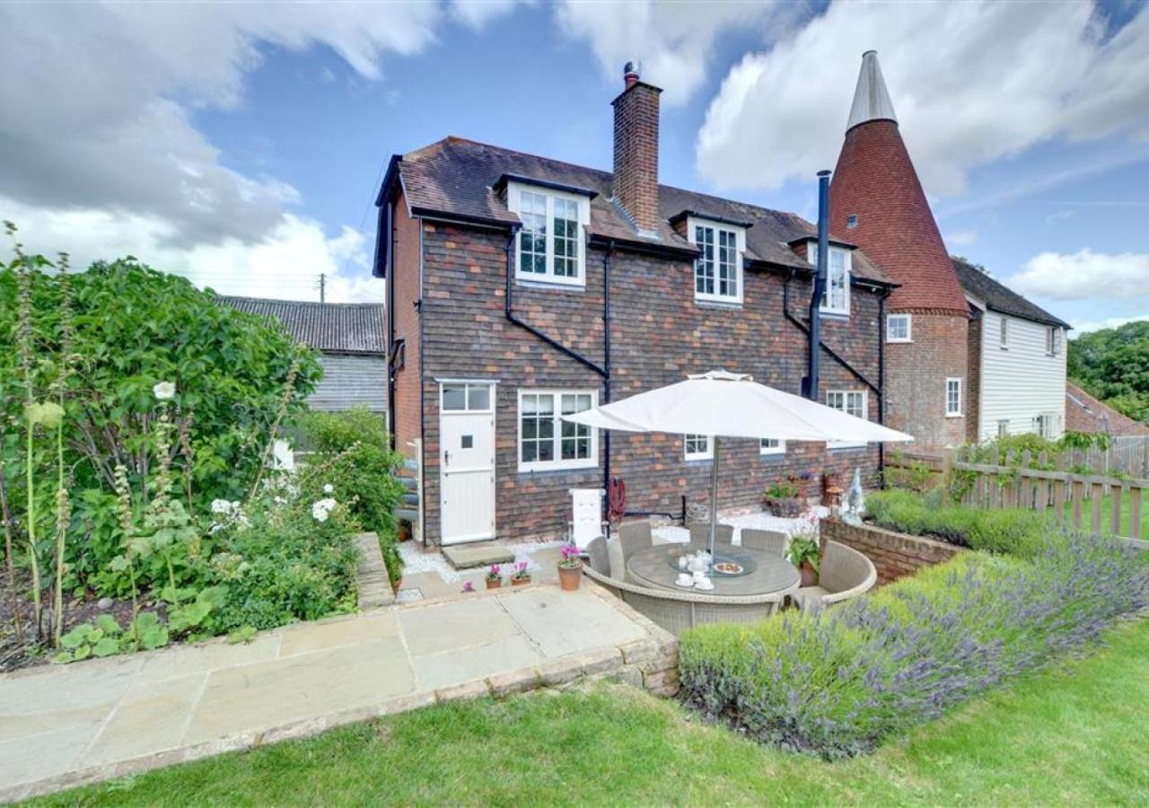 The Coach House Villa Biddenden Exterior foto